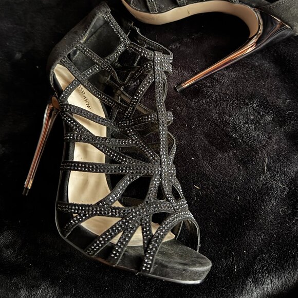 Black Suede with Rhinestones and Chrome Heel Size 8.5 - Picture 1 of 5